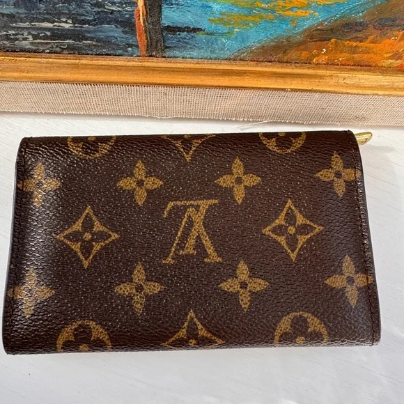 Louis Vuitton Wallet - Picture 2 of 10
